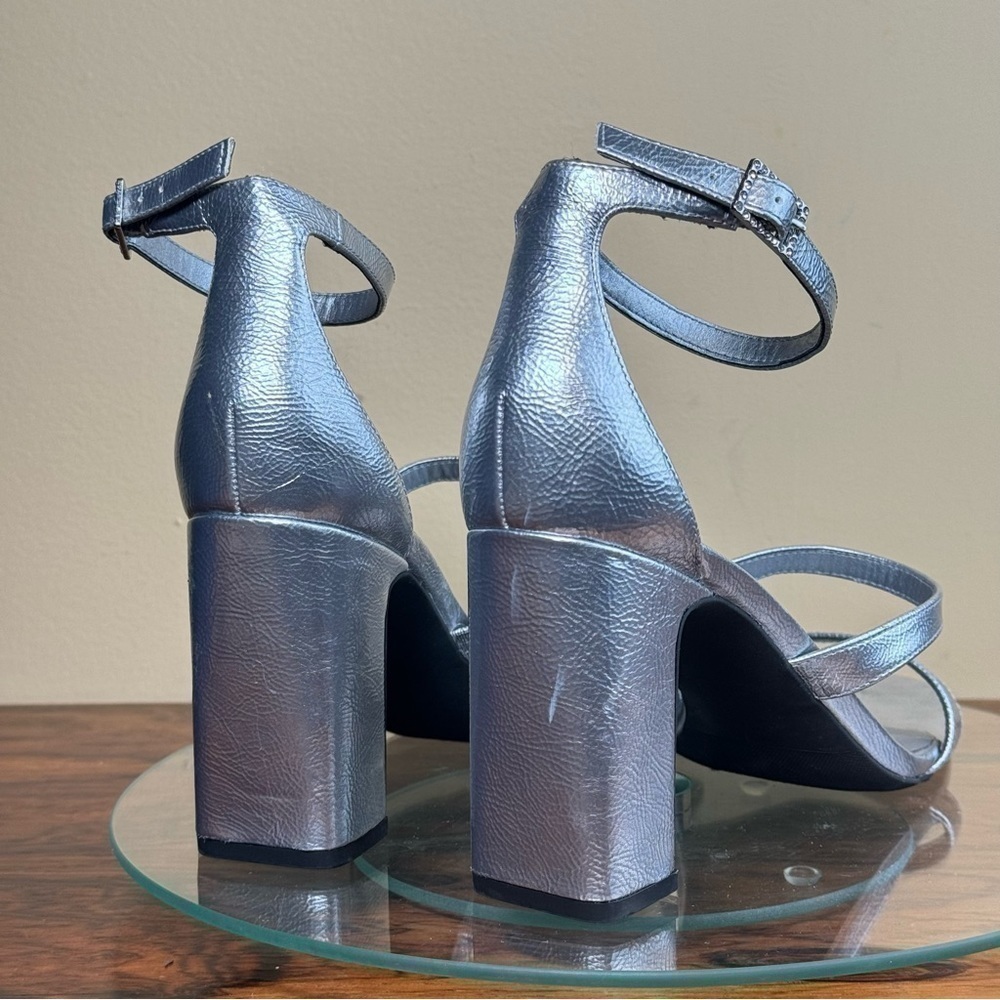 NEW Nordstrom Rack Adelaide Block Heel Sandal silver metallic - Picture 10 of 16